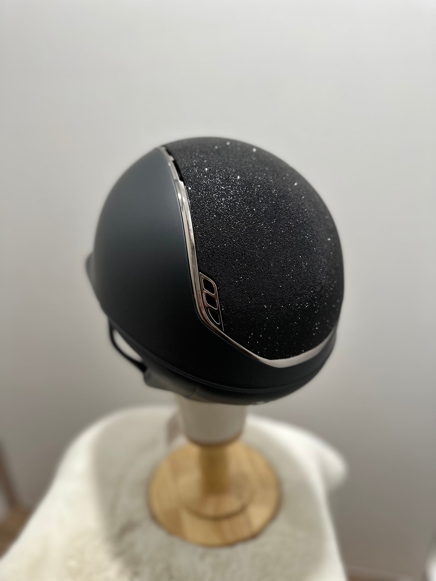 Samshield - Shadowmatt black Crystal Fabric M 2.0