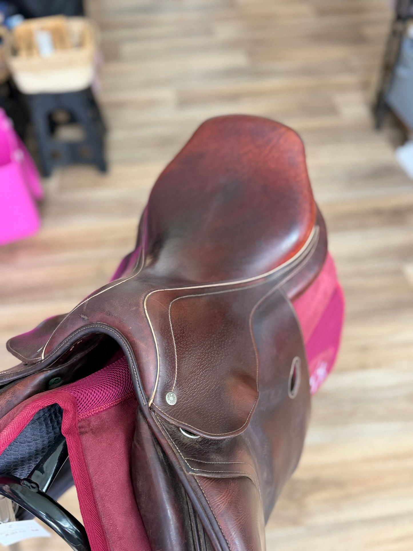 Selle Hervé Godignon Jumpin 17 pouces